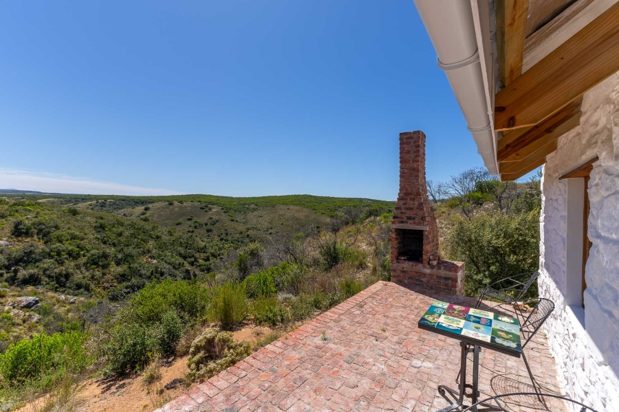 7 Bedroom Property for Sale in Stilbaai Rural Western Cape